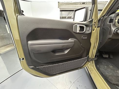 New 2026 Jeep Gladiator Willys image 14