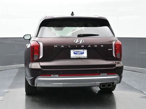 Used 2024 Hyundai Palisade Calligraphy image 7