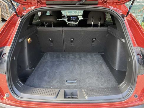 Certified 2024 Chevrolet Trax RS w/ Driver Confidence Package FWD image 22