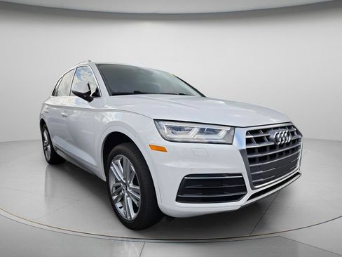 Used 2018 Audi Q5 Premium Plus w/ Premium Plus Package AWD/4WD image 4