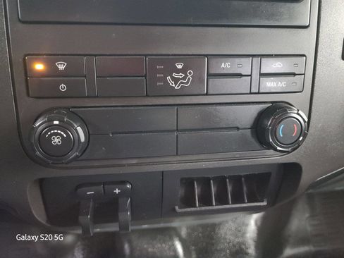 Used 2015 Ford F250 XL w/ Snow Plow Prep Package AWD/4WD image 29