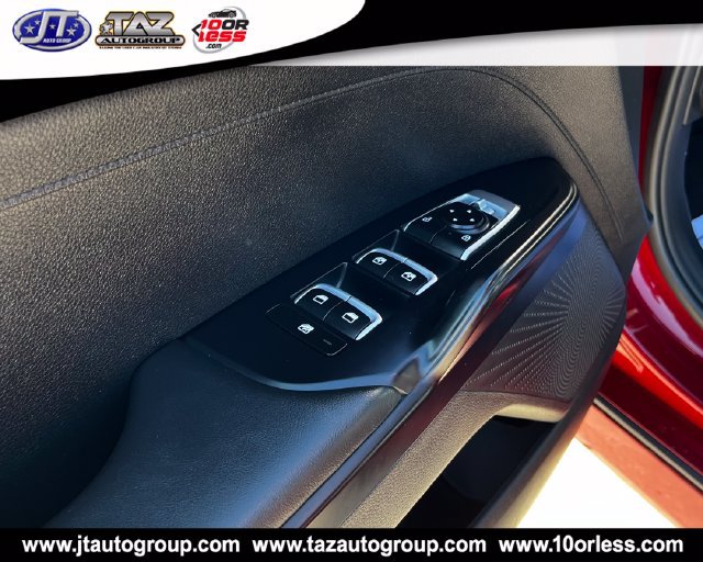 Used 2022 Kia K5 GT-Line FWD image 12