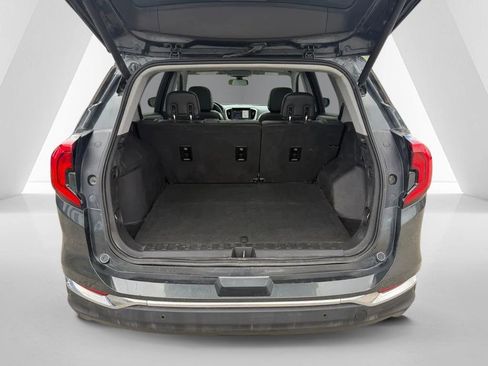 Used 2019 GMC Terrain SLT w/ Preferred Package image 10