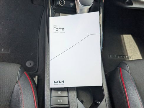 Used 2022 Kia Forte GT w/ GT Technology Package FWD image 39