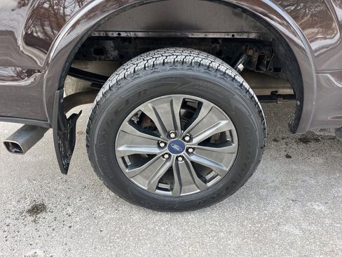 Certified 2018 Ford F150 XLT w/ Equipment Group 302A Luxury image 10