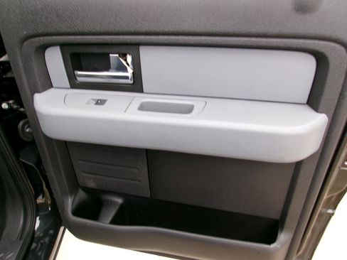 Used 2012 Ford F150 XLT w/ XLT Convenience Pkg image 15