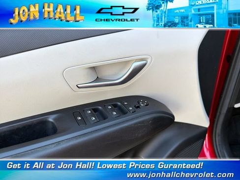 Used 2023 Hyundai Tucson SEL FWD image 16