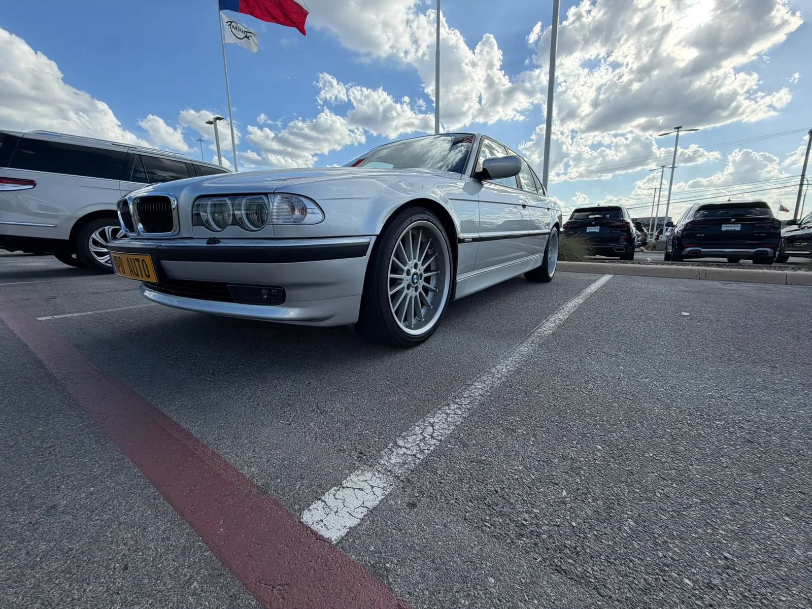 Used 2001 BMW 740i RWD image 8