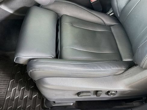 Used 2025 Subaru Outback Touring XT w/ Tech Package 3 AWD/4WD image 21