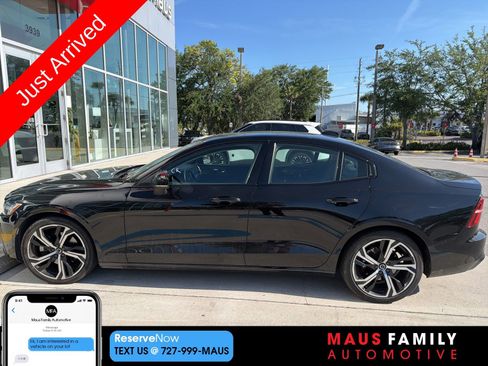 Used 2024 Volvo S60 B5 Core image 1