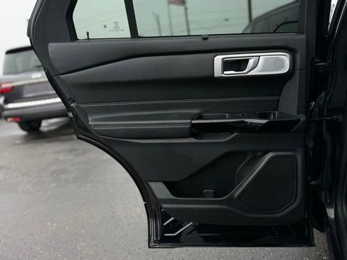 Used 2022 Ford Explorer ST w/ Equipment Group 401A image 15