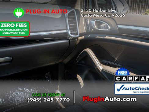Used 2017 Porsche Cayenne Platinum Edition AWD/4WD image 17