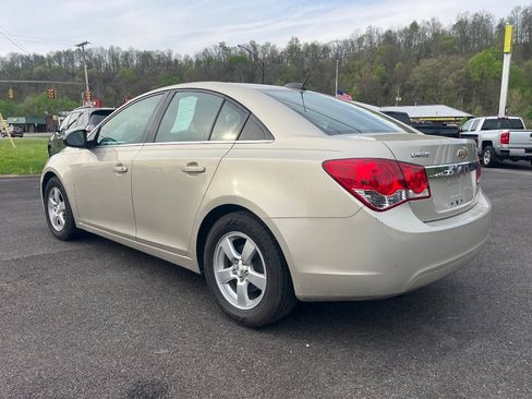 Used 2015 Chevrolet Cruze LT FWD image 6