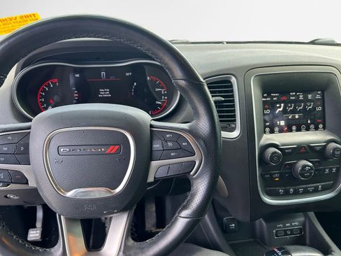 Certified 2020 Dodge Durango SXT image 16