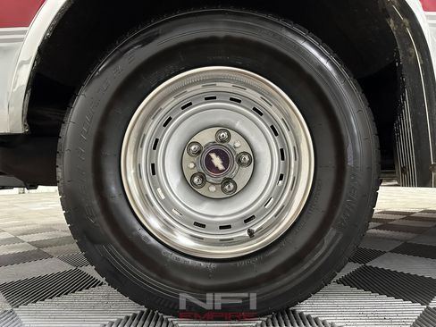 Used 1986 Chevrolet G20 image 18