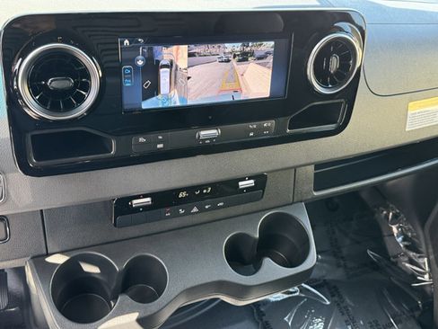 New 2026 Mercedes-Benz Sprinter 2500 image 10