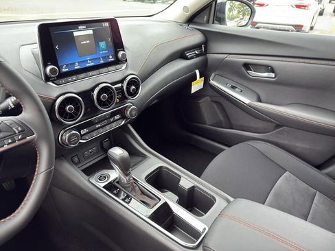 New 2025 Nissan Sentra SR image 23