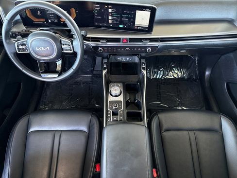 Certified 2025 Kia Sorento EX AWD/4WD image 12