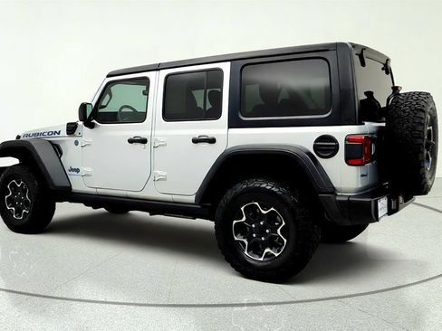 Used 2023 Jeep Wrangler Unlimited Rubicon 4xe w/ Cold Weather Group AWD/4WD image 7