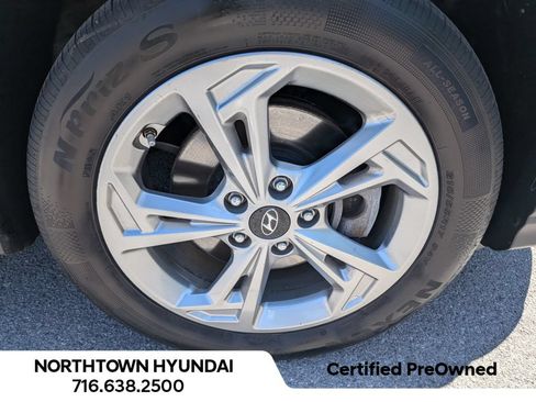 Certified 2023 Hyundai Kona SEL w/ Convenience Package AWD/4WD image 46