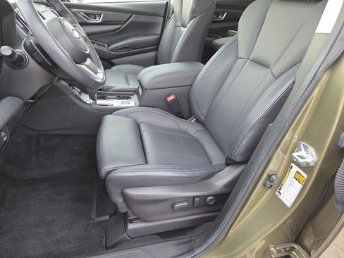 Used 2024 Subaru Ascent Limited w/ Technology Package AWD/4WD image 28