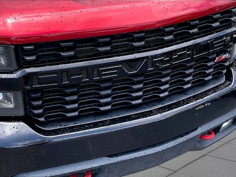 Used 2021 Chevrolet Silverado 1500 Custom Trail Boss AWD/4WD image 29