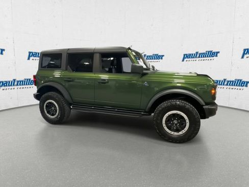 Certified 2023 Ford Bronco Black Diamond w/ Sasquatch Package AWD/4WD image 13