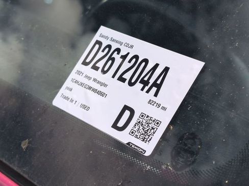 Used 2021 Jeep Wrangler Unlimited Sahara w/ Cold Weather Group image 6