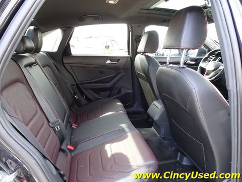 Used 2022 Volkswagen Jetta GLI Autobahn FWD image 12