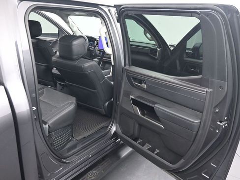 Used 2024 Toyota Tundra Limited AWD/4WD image 25