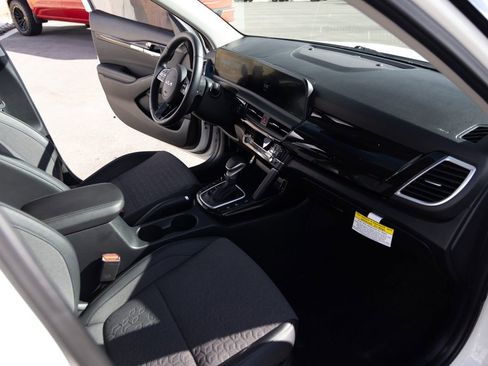 Used 2024 Kia Seltos S image 18