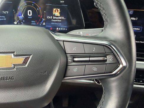 Used 2026 Chevrolet Equinox LT AWD/4WD image 23