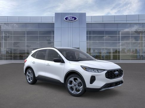 New 2026 Ford Escape ST-Line w/ Tech Pack #1 AWD/4WD image 31
