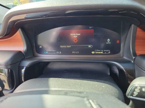 Used 2024 Lincoln Aviator Reserve AWD/4WD image 19