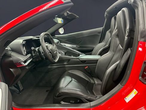 Used 2021 Chevrolet Corvette Stingray Coupe w/ Battery Protection Package RWD image 9