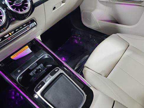 New 2026 Mercedes-Benz GLB 250 image 26