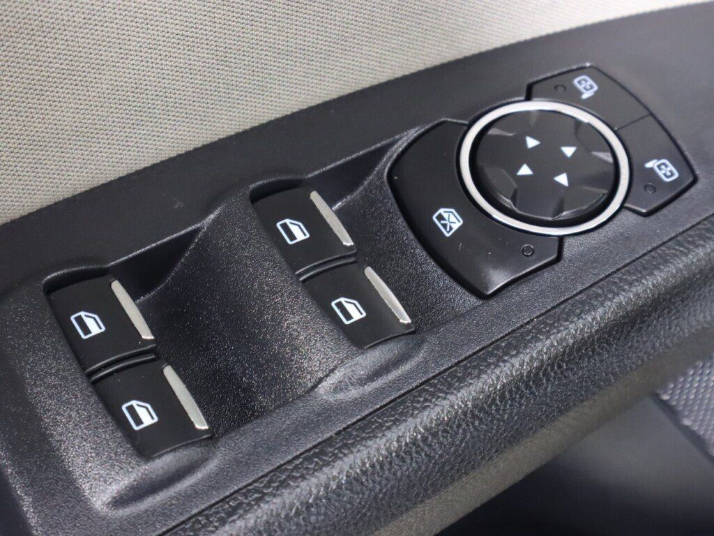 Used 2020 Ford Fusion S FWD image 28