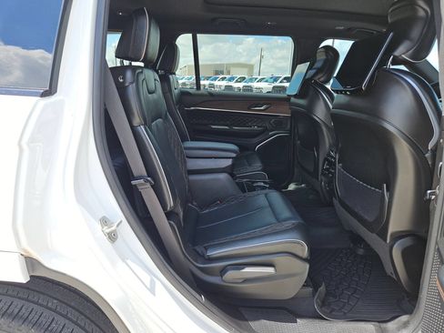 Used 2023 Jeep Grand Cherokee L Summit w/ Rear Seat Video Group I AWD/4WD image 25
