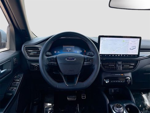 Used 2024 Ford Escape ST-Line Elite w/ Premium Technology Package image 24