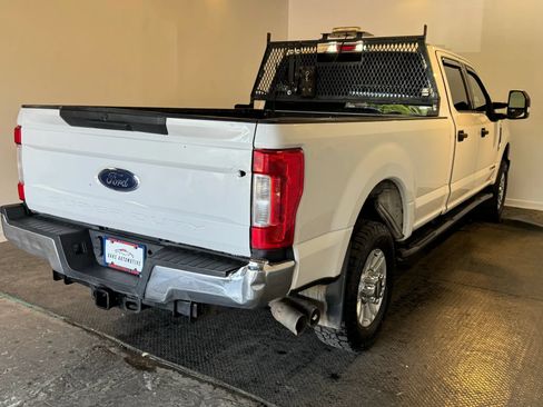 Used 2019 Ford F250 XLT AWD/4WD image 6