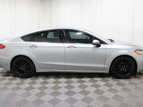 Used 2020 Ford Fusion SE w/ Equipment Group 151A image 31