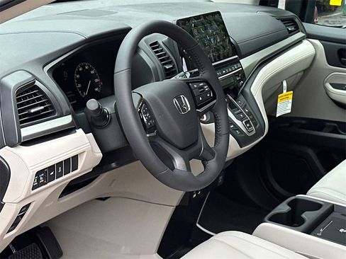 New 2026 Honda Odyssey EX-L image 14