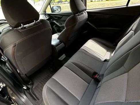 Used 2021 Subaru Crosstrek 2.0i Premium w/ Moonroof Package AWD/4WD image 15