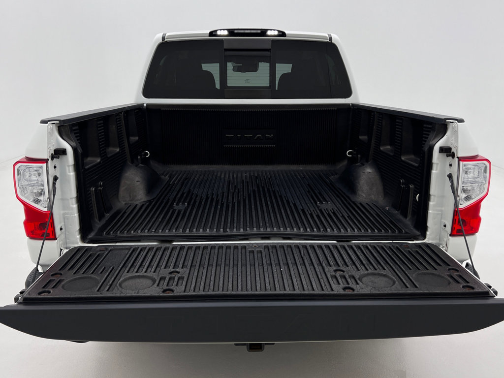 Used 2021 Nissan Titan SV w/ SV Convenience Package AWD/4WD image 25
