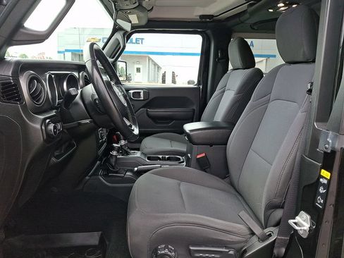 Used 2022 Jeep Wrangler Sport AWD/4WD image 16