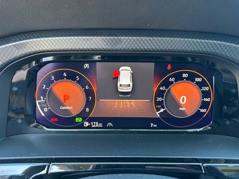 Certified 2025 Volkswagen Atlas Peak Edition SE image 11