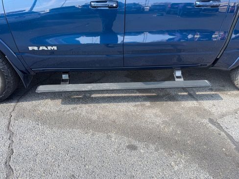Used 2019 RAM 1500 Laramie AWD/4WD image 22