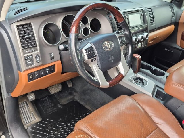 Used 2014 Toyota Sequoia Platinum AWD/4WD image 10