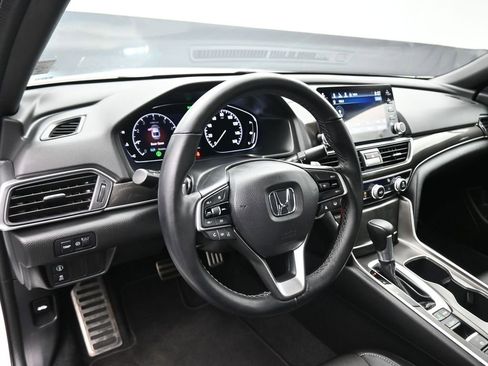 Used 2022 Honda Accord Sport image 14