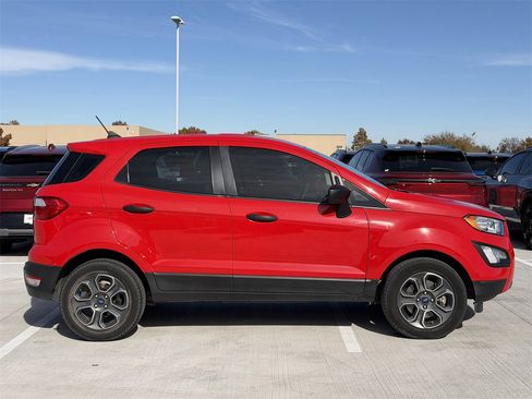 Used 2020 Ford EcoSport S image 3